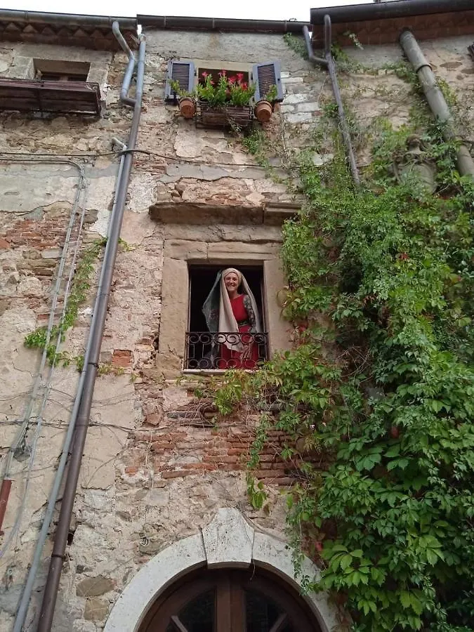Casa Delle Mura Montemerano 0*,  Ιταλία